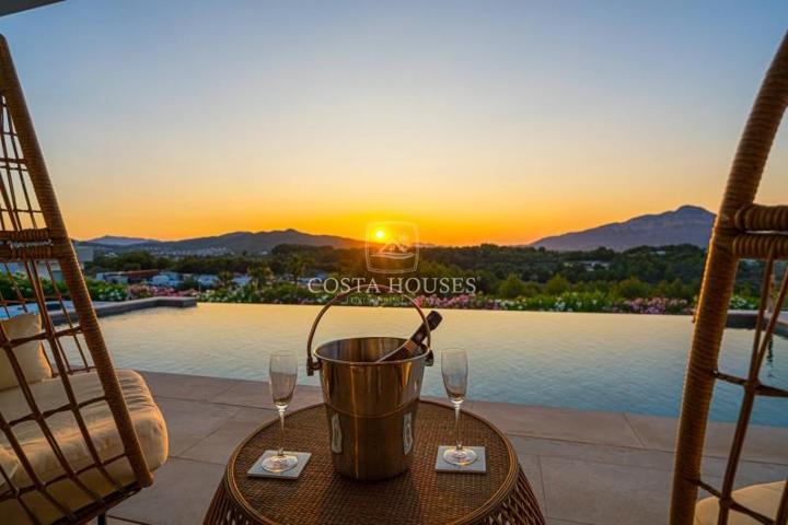 Chalet en venta en Jávea-Xàbia, Monte Olimpo photo 0