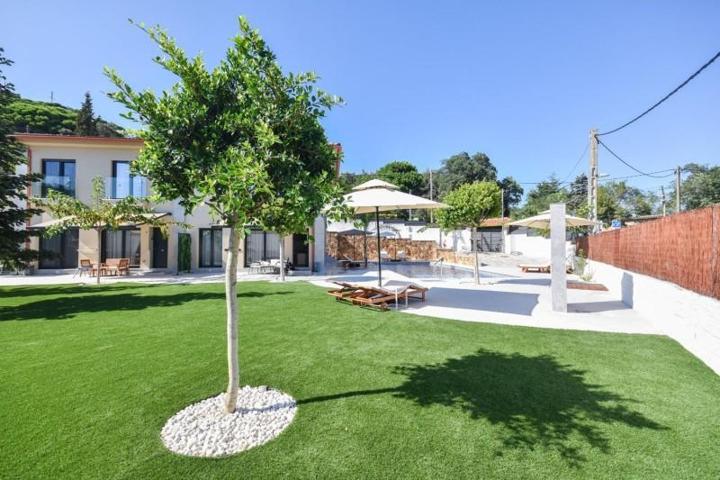 Chalet en venta en Lloret de Mar, La Selva photo 0