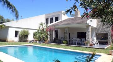 Chalet en venta en Denia, Zona Montgó photo 0