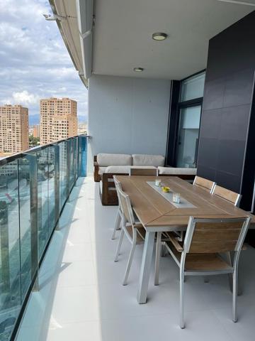 Apartamento en venta en Benidorm photo 0