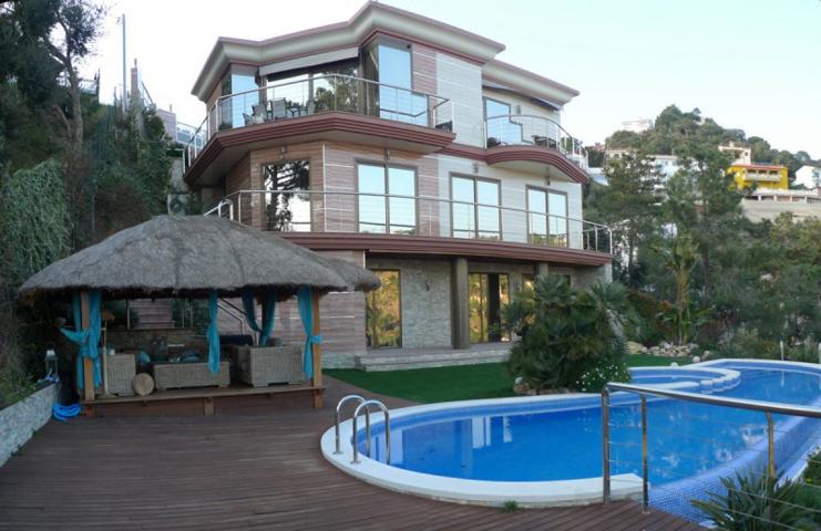 Casa en venta en Lloret de Mar, Lloret De Mar photo 0