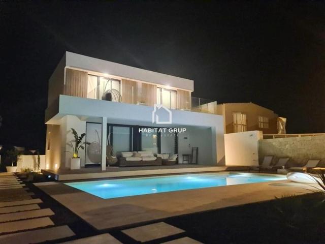 Chalet en venta en Ciutadella de Menorca photo 0