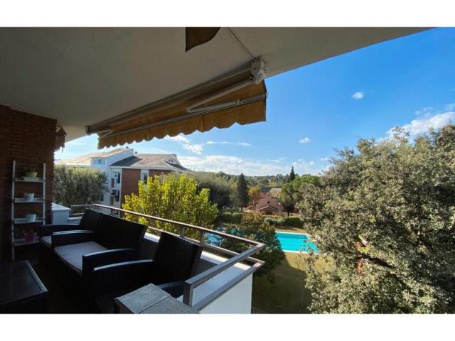 Piso en venta en Sant Cugat del Vallès photo 0