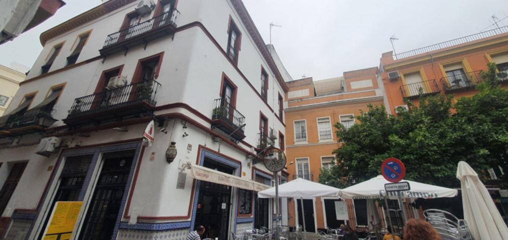 Edificio en venta en Sevilla, Centro - Plza. Encarnacion - Santa Catalina photo 0
