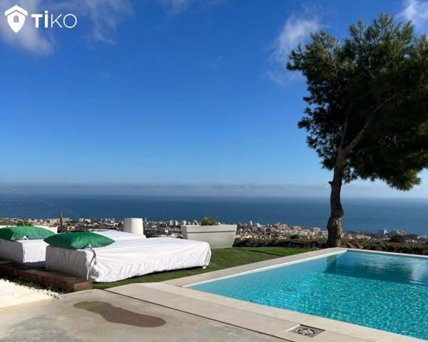 Chalet en venta en Benalmádena, Benalmadena photo 0