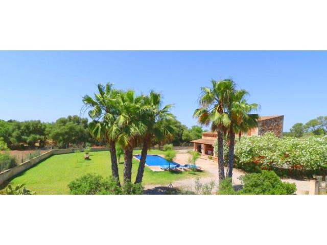 Casa con terreno en venta en Felanitx photo 0