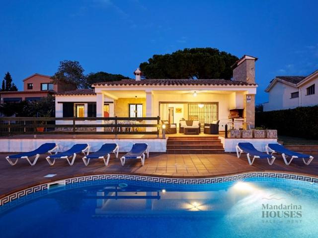 Casa en venta en Lloret de Mar photo 0