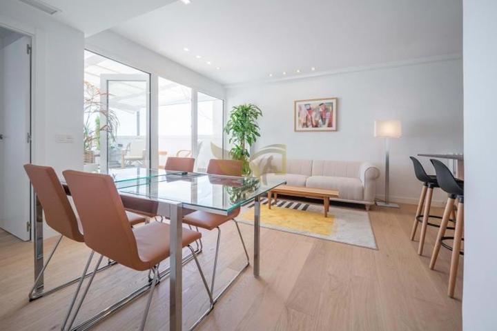 Aticos en venta en Madrid, Madrid photo 0