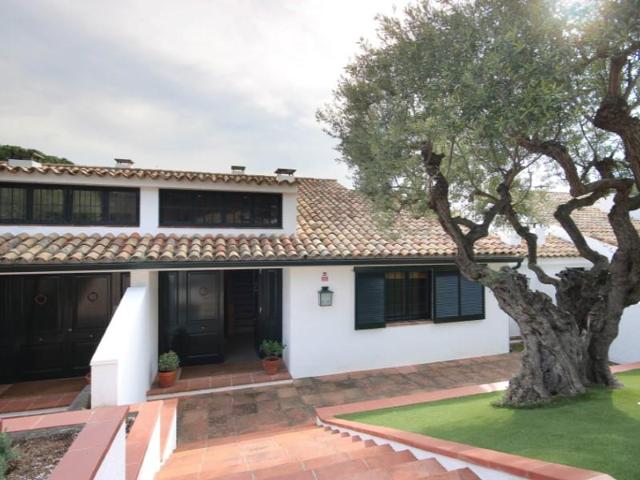 Casa en venta en Sant Vicenç de Montalt, Supermaresme photo 0