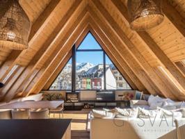 Casa en venta en Naut Aran photo 0