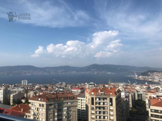 Aticos en venta en Vigo, Venezuela-plaza españa photo 0