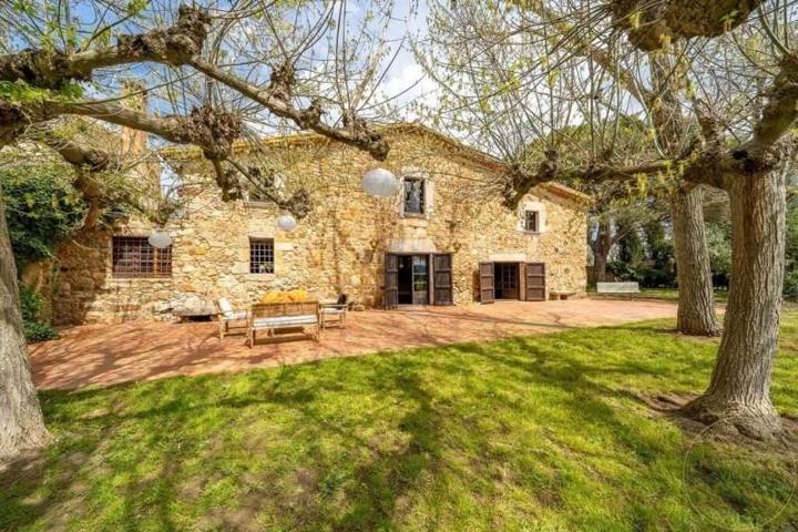 Chalet en venta en Llagostera, Llagostera photo 0