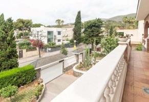 Casa en venta en Castelldefels, Castelldefels photo 0
