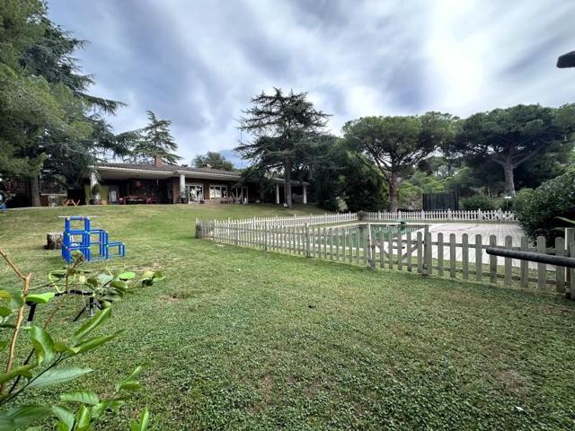 Casa en venta en Sant Andreu de Llavaneres photo 0
