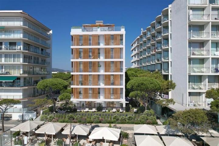 Piso en venta en Castell-Platja d'Aro, Castell-Platja d'Aro photo 0