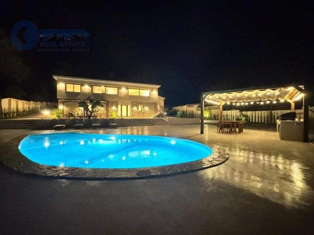 Chalet en venta en Altea photo 0