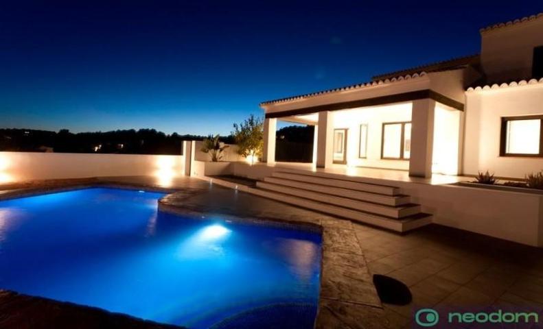Chalet en venta en Alicante, Alicante-Alacant photo 0