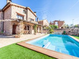 Casa en venta en Sant Feliu de Llobregat, Les Grasses photo 0