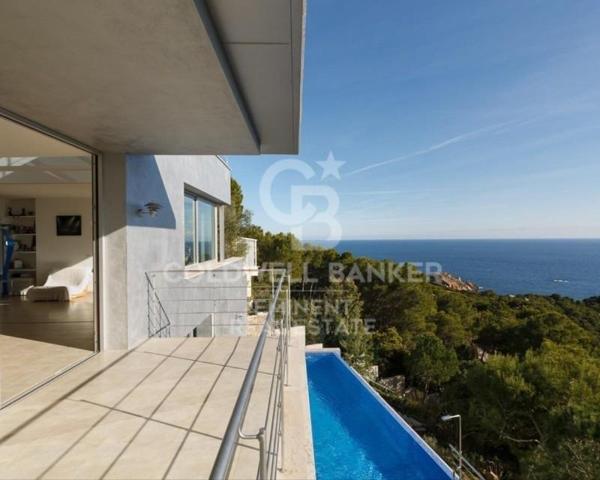 Chalet en venta en Palafrugell photo 0