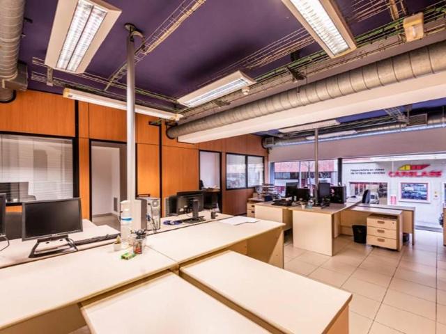 Oficina en venta en Barcelona photo 0