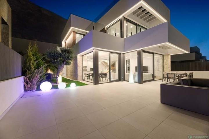 Chalet en venta en Finestrat, Finestrat photo 0