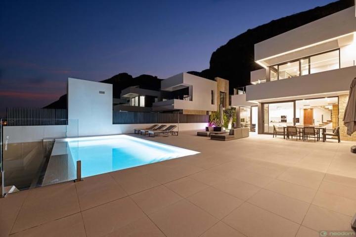 Chalet en venta en Finestrat, Finestrat photo 0