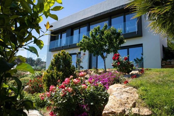 Chalet en venta en Castell-Platja d'Aro, Castell-Platja d'Aro photo 0