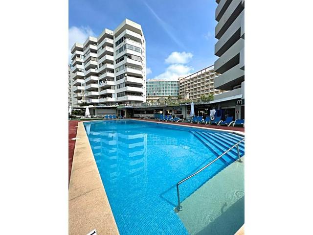 Local comercial en venta en Calvia photo 0