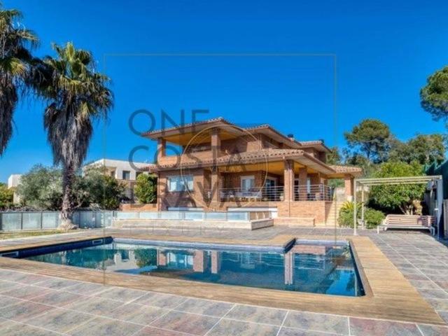 Piso en venta en Castell-Platja d'Aro, Castell-Platja d'Aro photo 0