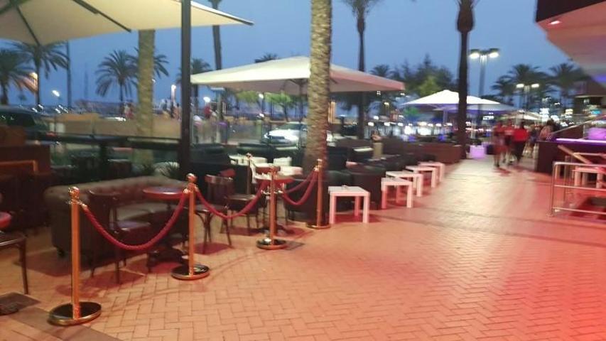 Local comercial en venta en Fuengirola, Fuengirola photo 0