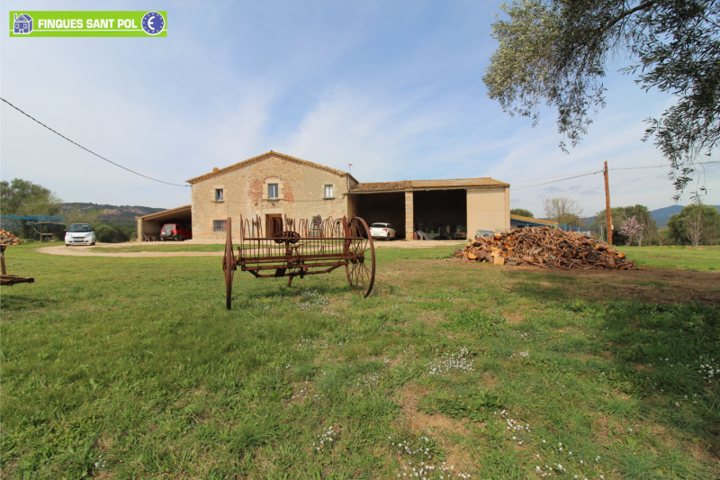 Chalet en venta en Santa Cristina d'Aro, Santa Maria de Solius photo 0