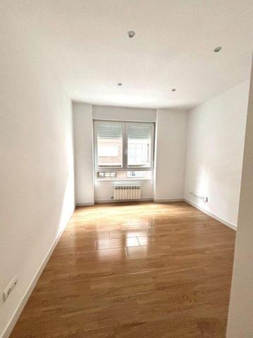 Piso en venta en Madrid, Chamberi - Gaztambide photo 0