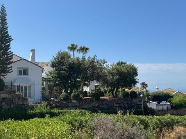 Chalet en venta en Istán, Istán photo 0