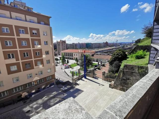 Edificio en venta en Santander, Alta photo 0