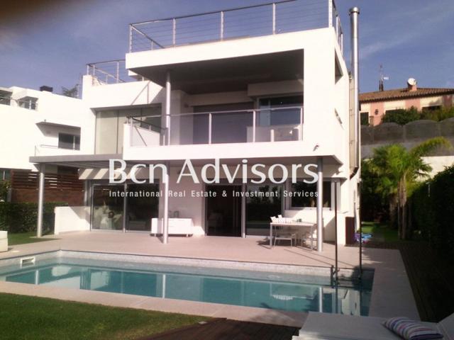 Casa en venta en Vilassar de Dalt, Vilassar De Dalt photo 0