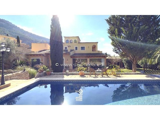 Chalet en venta en Andratx photo 0