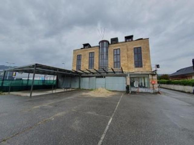 Edificio en venta en Grado, Grado photo 0