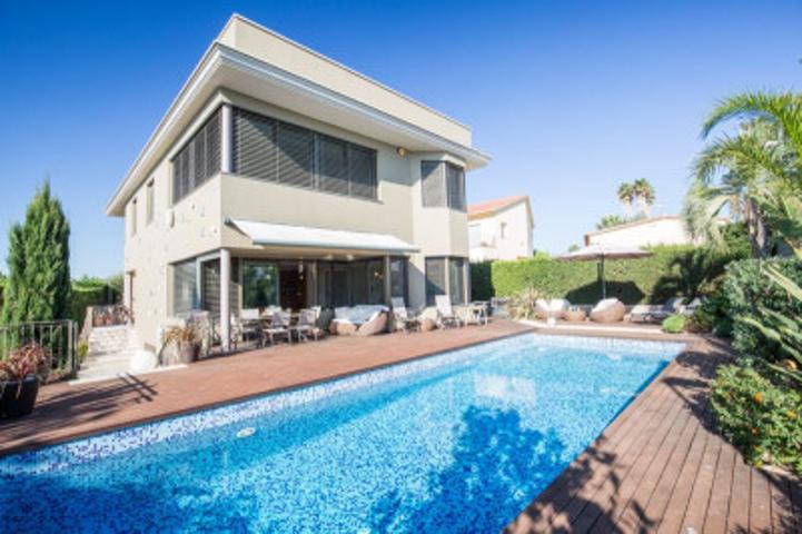 Casa en venta en Lloret de Mar, Lloret De Mar photo 0