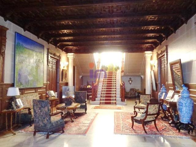 Casa en venta en Valdepeñas, Centro photo 0