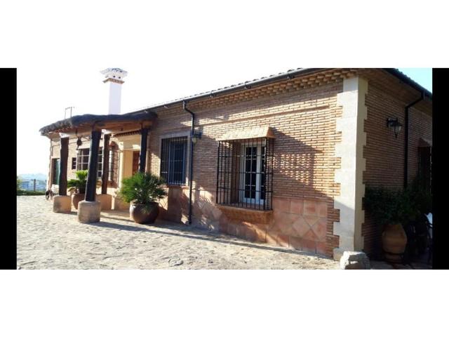 Chalet en venta en Ronda photo 0