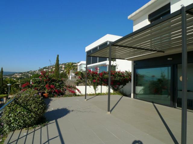Casa en venta en Lloret de Mar, Cala Canyellas photo 0