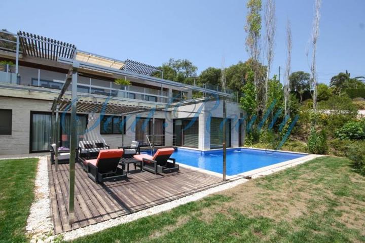 Chalet en venta en Santa Cristina d'Aro, Santa Cristina d'Aro photo 0