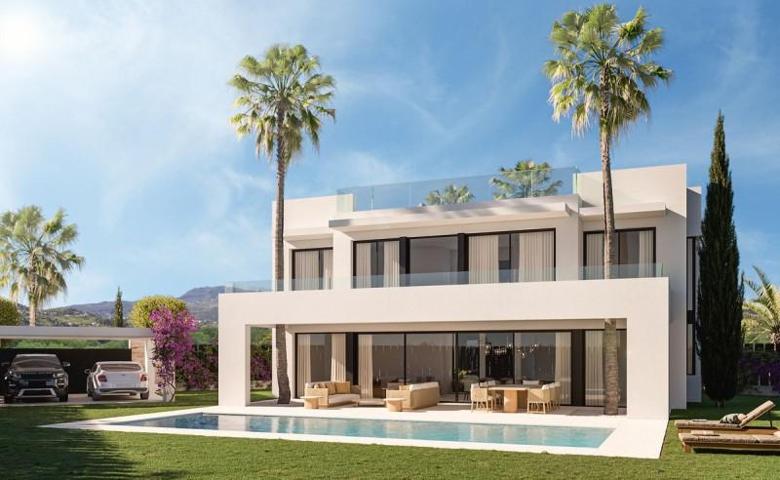 Chalet en venta en Marbella, New Golden Mile photo 0