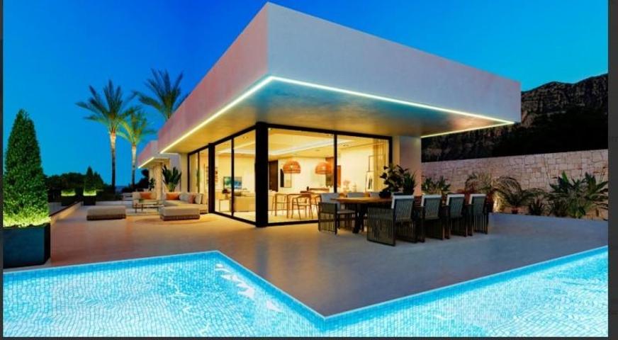 Chalet en venta en Denia photo 0