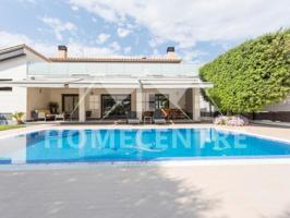 Casa en venta en Roses photo 0