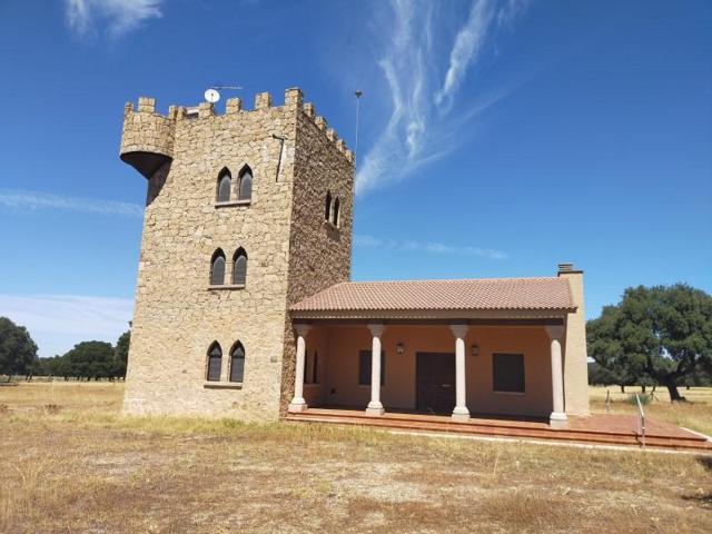 Chalet en venta en Maello photo 0