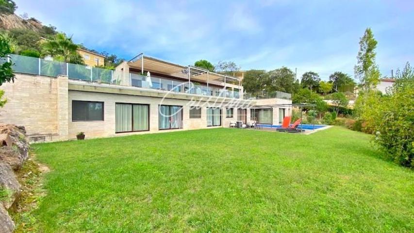 Casa en venta en Santa Cristina d'Aro, Urbanizacion - Golf Costa Brava photo 0