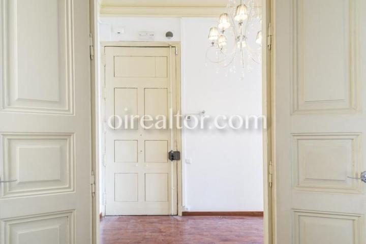 Apartamento en venta en Madrid photo 0