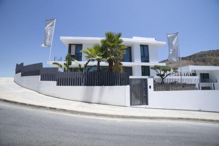 Chalet en venta en Benidorm, Rincon de Loix photo 0