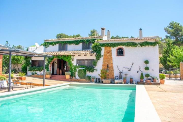 Chalet en venta en Onil, Comunidad valenciana photo 0